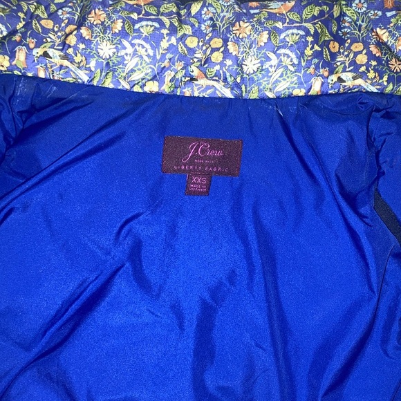 J. Crew X Liberty Fabric Excursion Quilted Down Blend Vest Catesby Floral Print - Picture 12 of 13